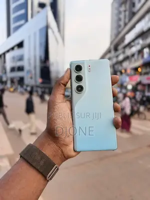 Nouveau Tecno Camon 40 128 GB Blanc