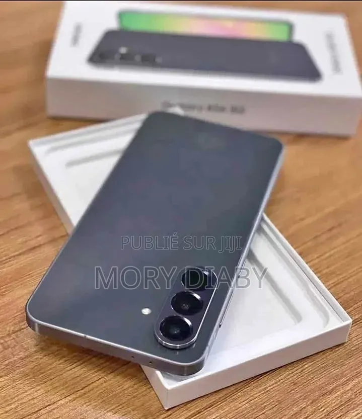 Nouveau Samsung Galaxy A15 5G 256 GB Bleu