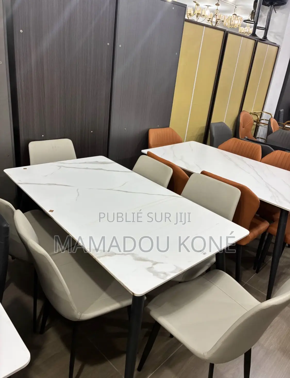 Table À Manger Importé