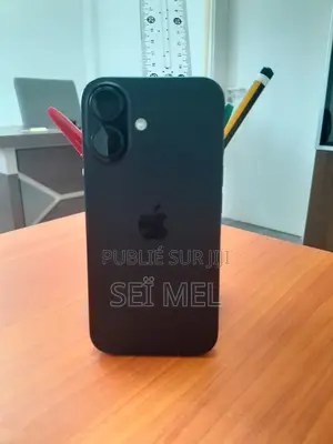 Apple iPhone 16 128 GB Noir