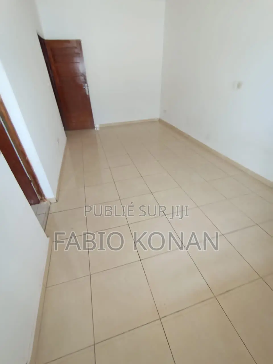 3chbre Villa dans Sika Immobilier, Cocody à Louer