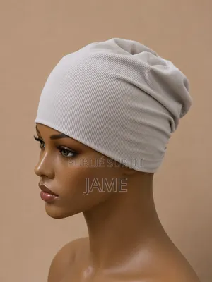 Chapeaux Élégants Disponibles