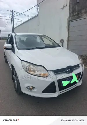 Ford Focus 2015 Blanc