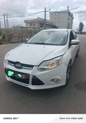 Ford Focus 2015 Blanc