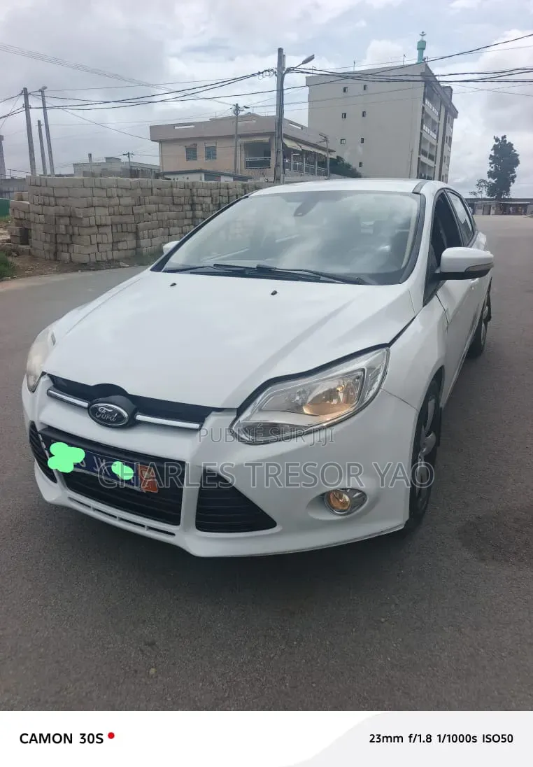 Ford Focus 2015 Blanc