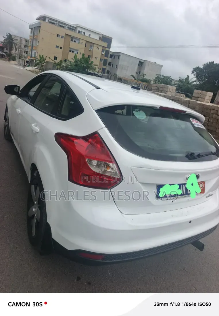 Ford Focus 2015 Blanc