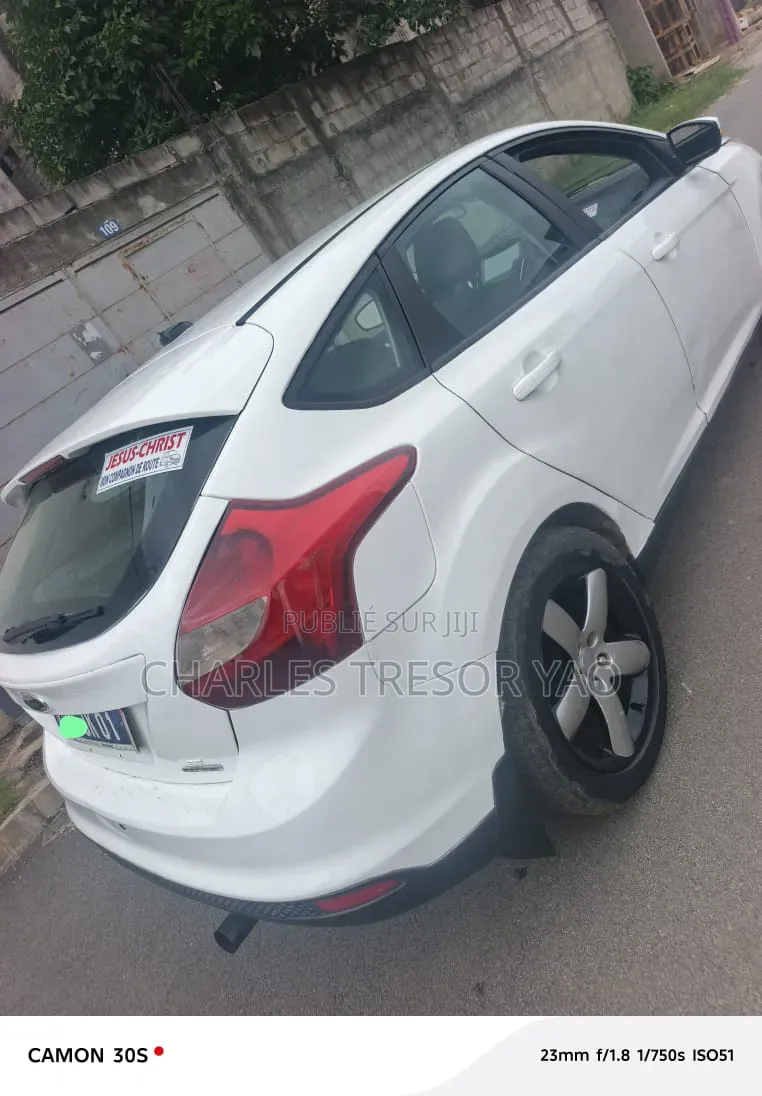 Ford Focus 2015 Blanc