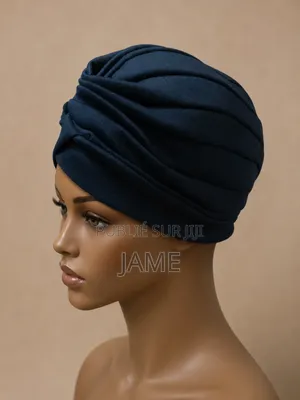 Chapeaux Élégants Disponibles