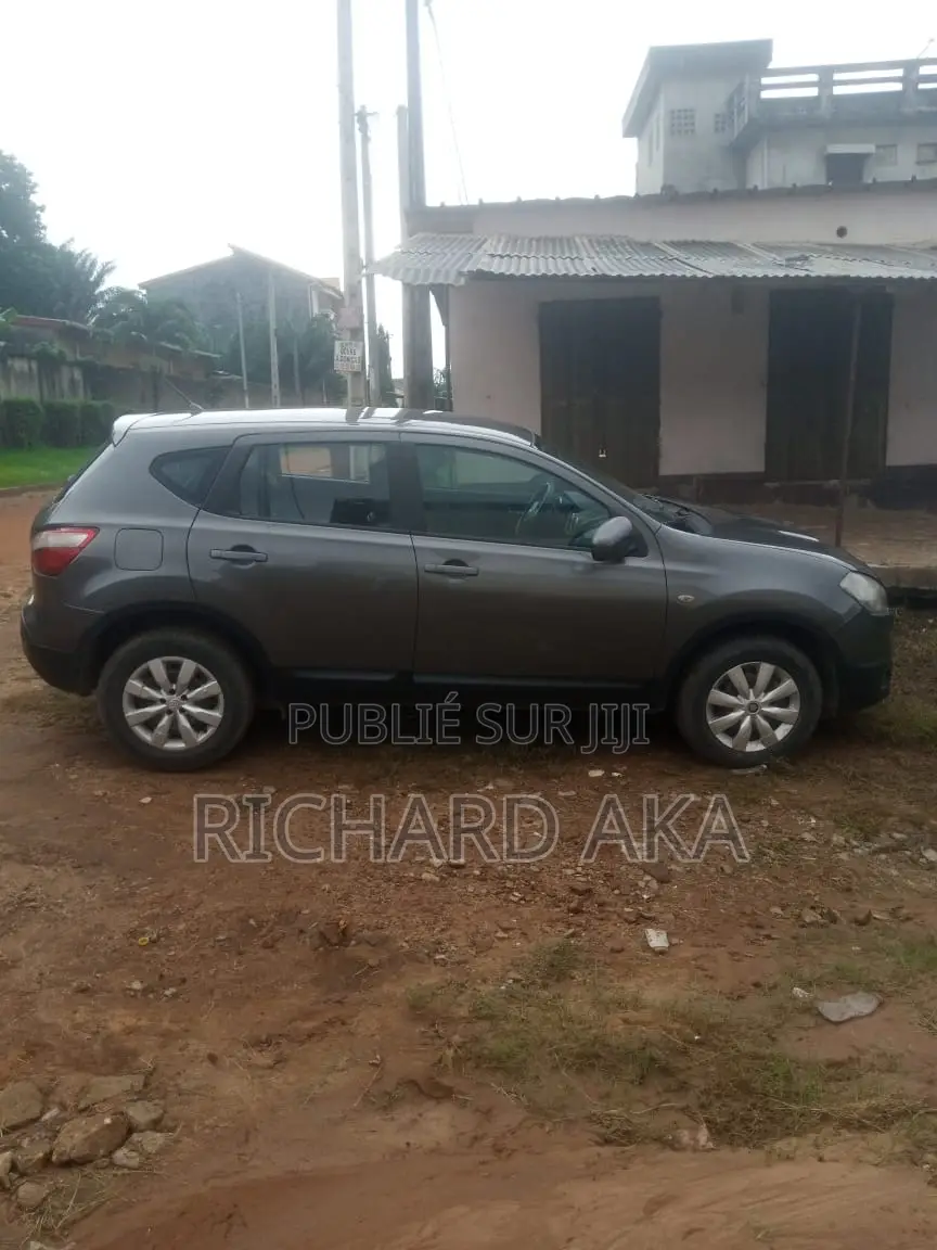 Nissan Qashqai 2012 Doré