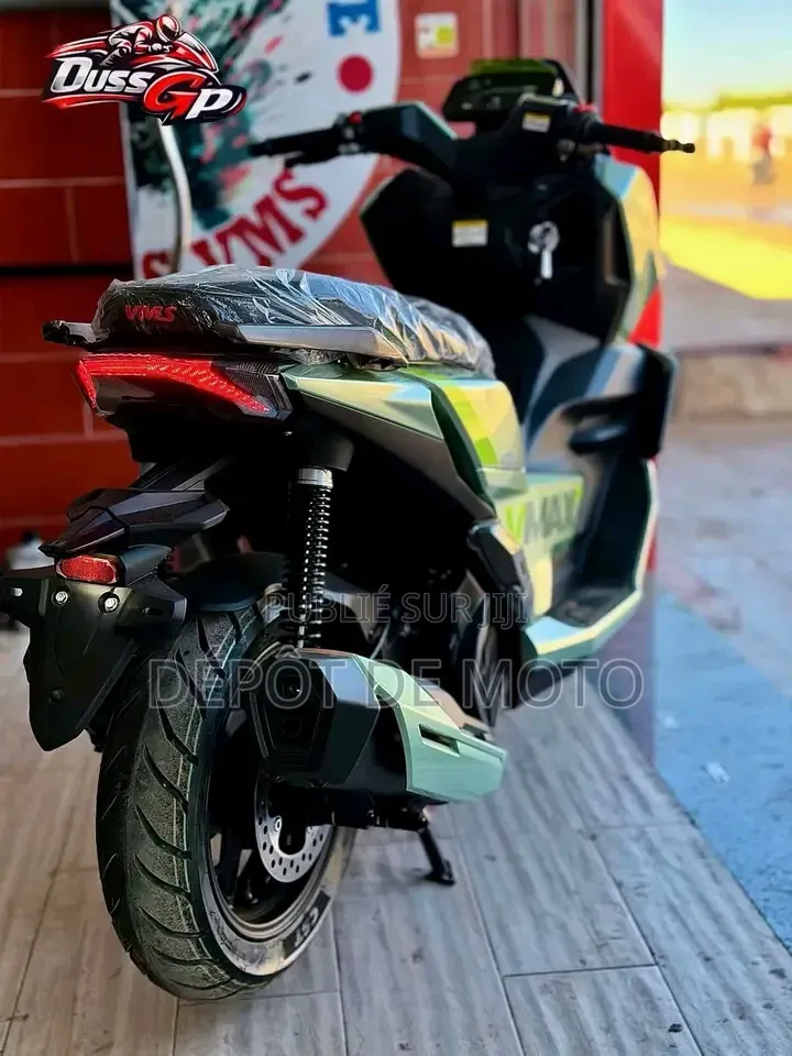 Nouveau Yamaha V Max 2026 Vert