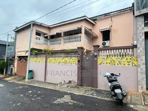 4chbre Duplex dans Francis Gweh, Cocody à Louer