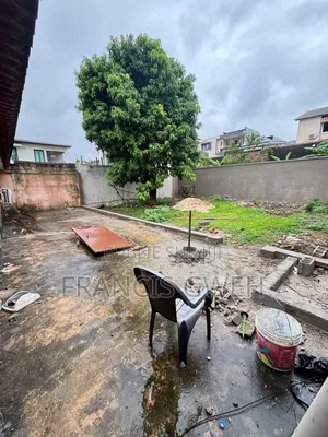 4chbre Duplex dans Francis Gweh, Cocody à Louer