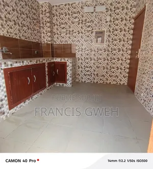 3chbre Duplex dans Francis Gweh, Cocody à Vendre