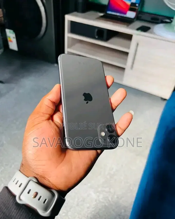 Nouveau Apple iPhone 11 128 GB Noir