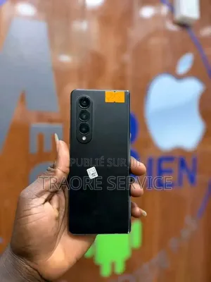 Nouveau Samsung Galaxy Z Fold4 512 GB Noir