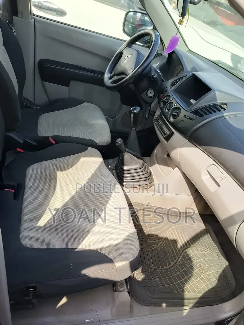 Mitsubishi L200 2012 Noir