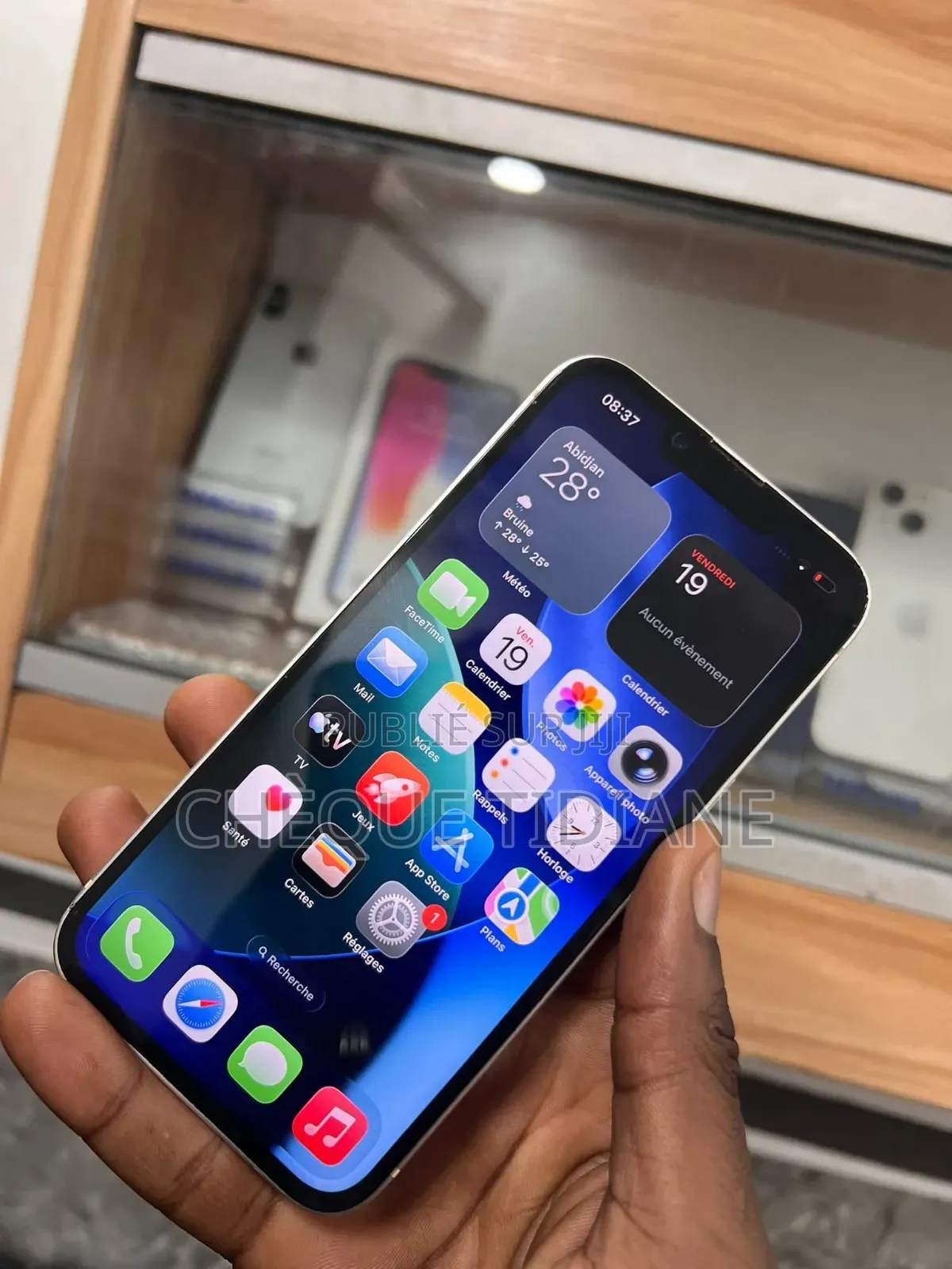 Nouveau Apple iPhone 13 128 GB Blanc