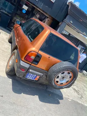Toyota RAV4 2.0 D 2002 Orange