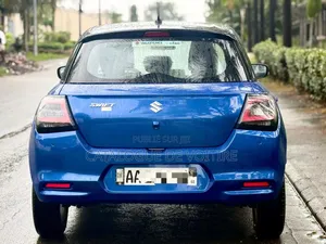 Suzuki Swift 2025 Bleu