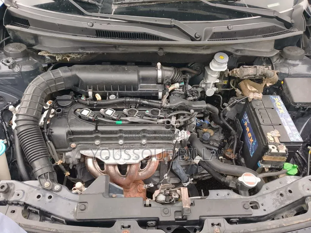 Suzuki Dzire 2025 Gris