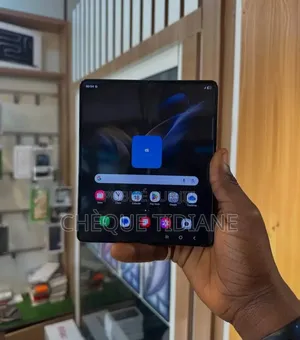 Nouveau Samsung Galaxy Z Fold4 512 GB Noir