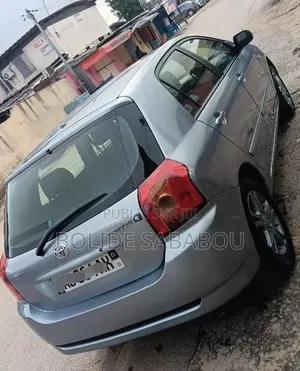 Toyota Corolla 2005 Gris