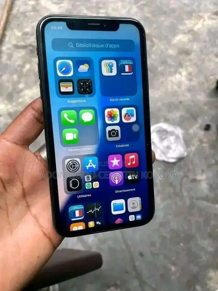 Apple iPhone XR 64 GB Noir