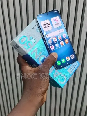 Nouveau Tecno Camon 50 Pro 256 GB Vert