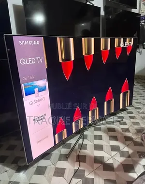 Télévision Smart 65 Pouces