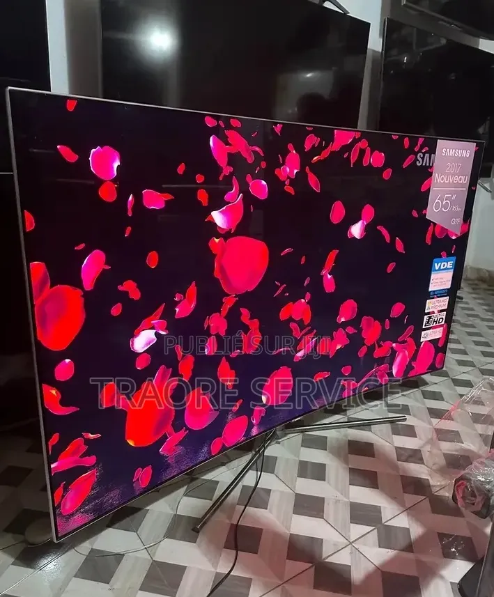 Télévision Smart 65 Pouces