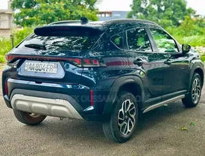 Suzuki Fronx 2023 Bleu