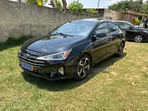 Hyundai Elantra 2020 Bleu