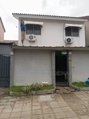 3chbre Duplex dans Ange Immobilier, Bingerville à Vendre