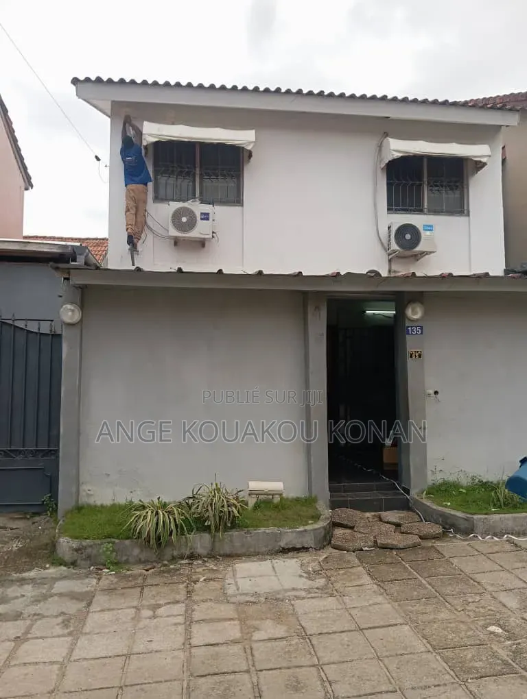 3chbre Duplex dans Ange Immobilier, Bingerville à Vendre