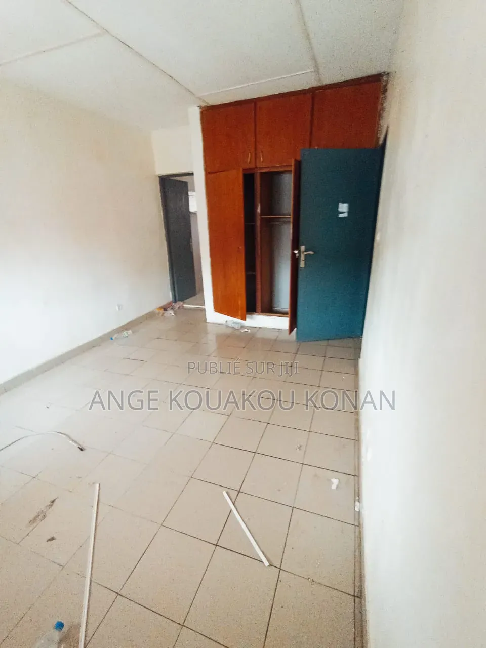 3chbre Duplex dans Ange Immobilier, Bingerville à Vendre