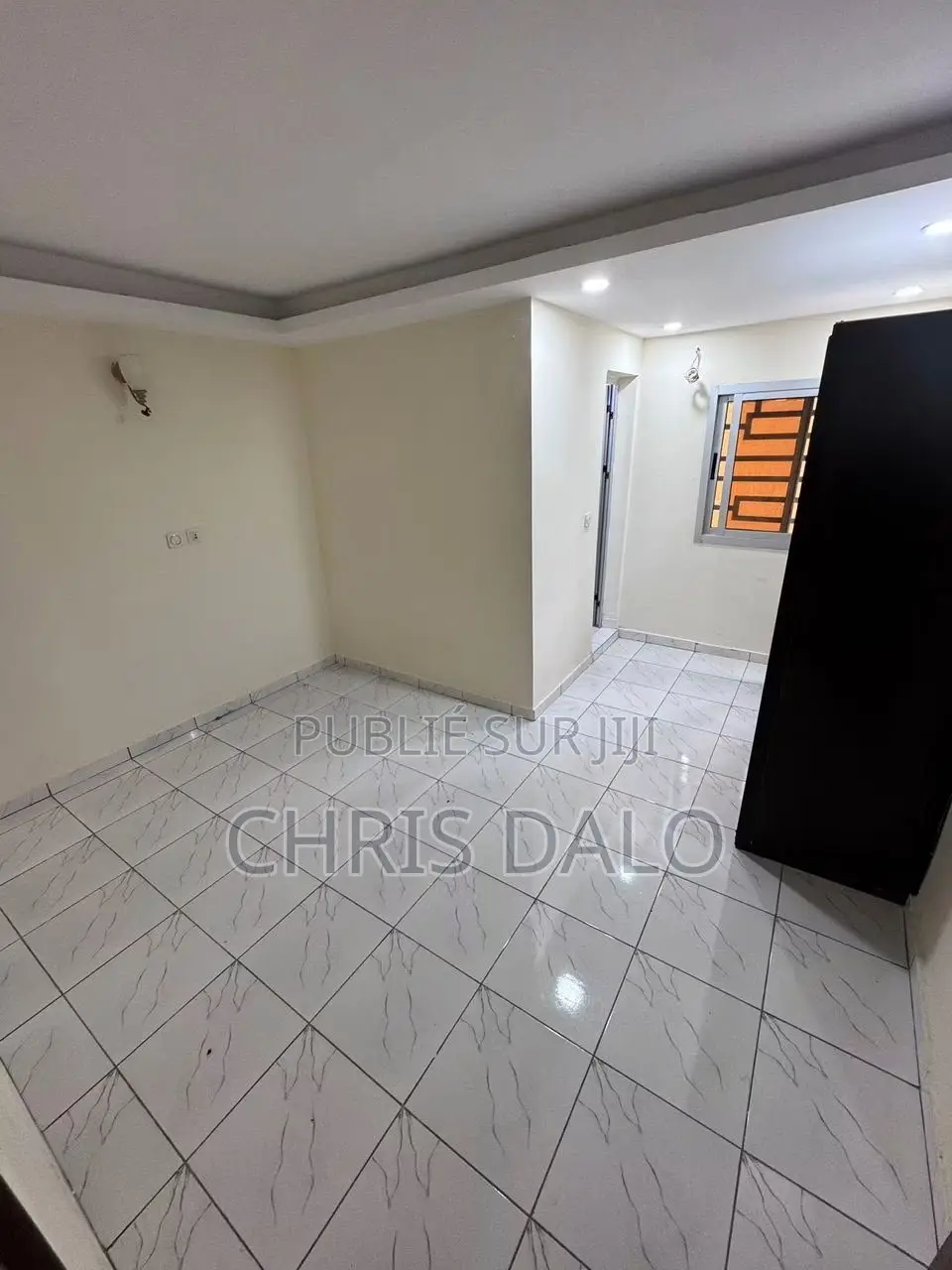 4chbre Duplex dans Djôlo, Cocody à Louer