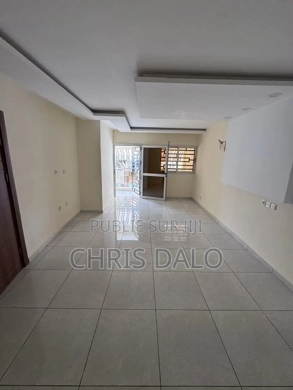 4chbre Duplex dans Djôlo, Cocody à Louer