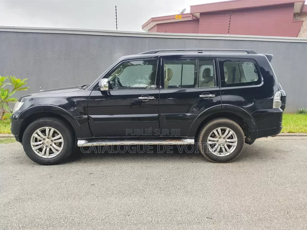 Mitsubishi Pajero 2018 Noir