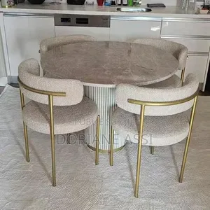 Table À Manger