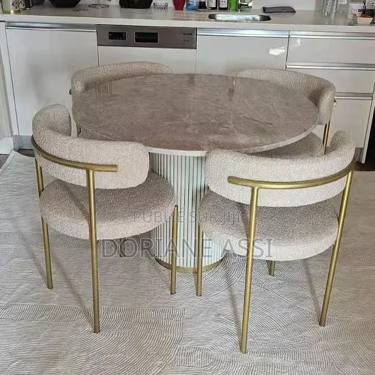 Table À Manger