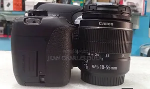 Canon Eos 700d + Canon 18-55mm
