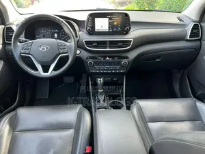 Hyundai Tucson 2021 Gris