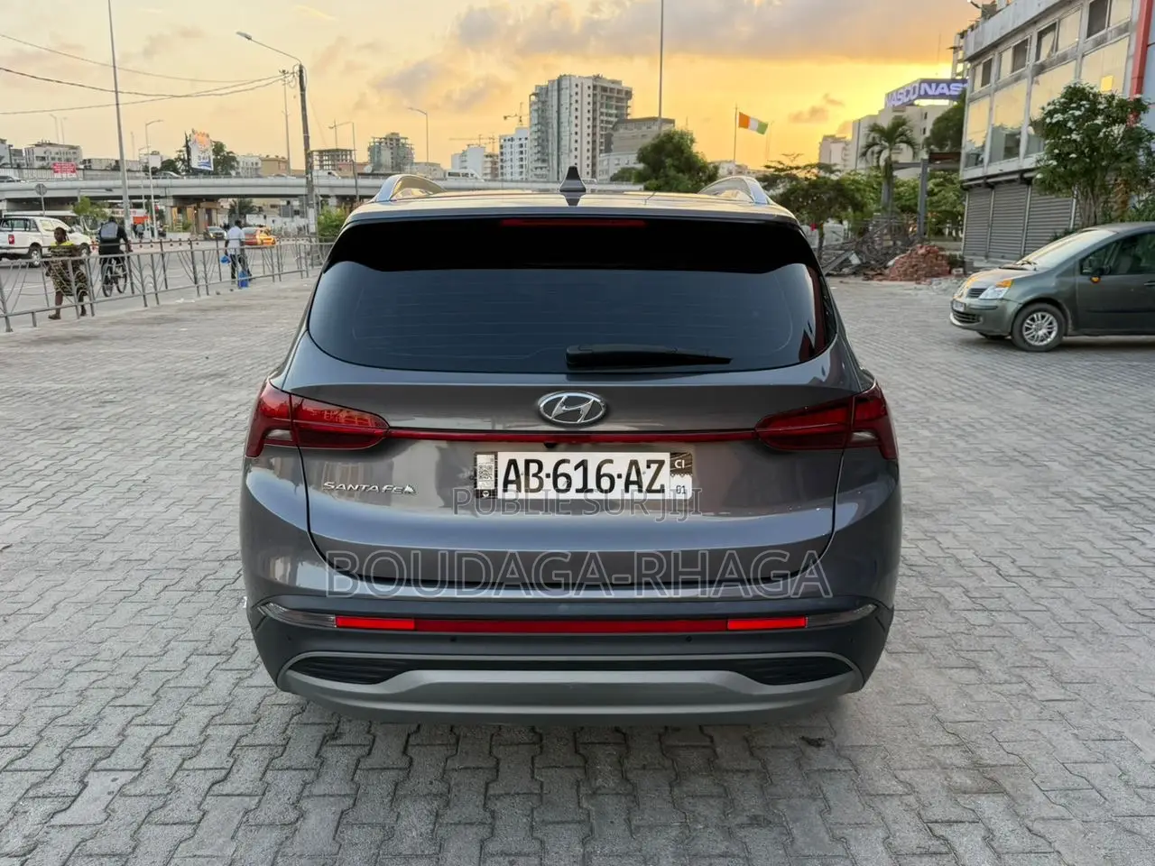 Hyundai Santa Fe Limited 2022 Gris