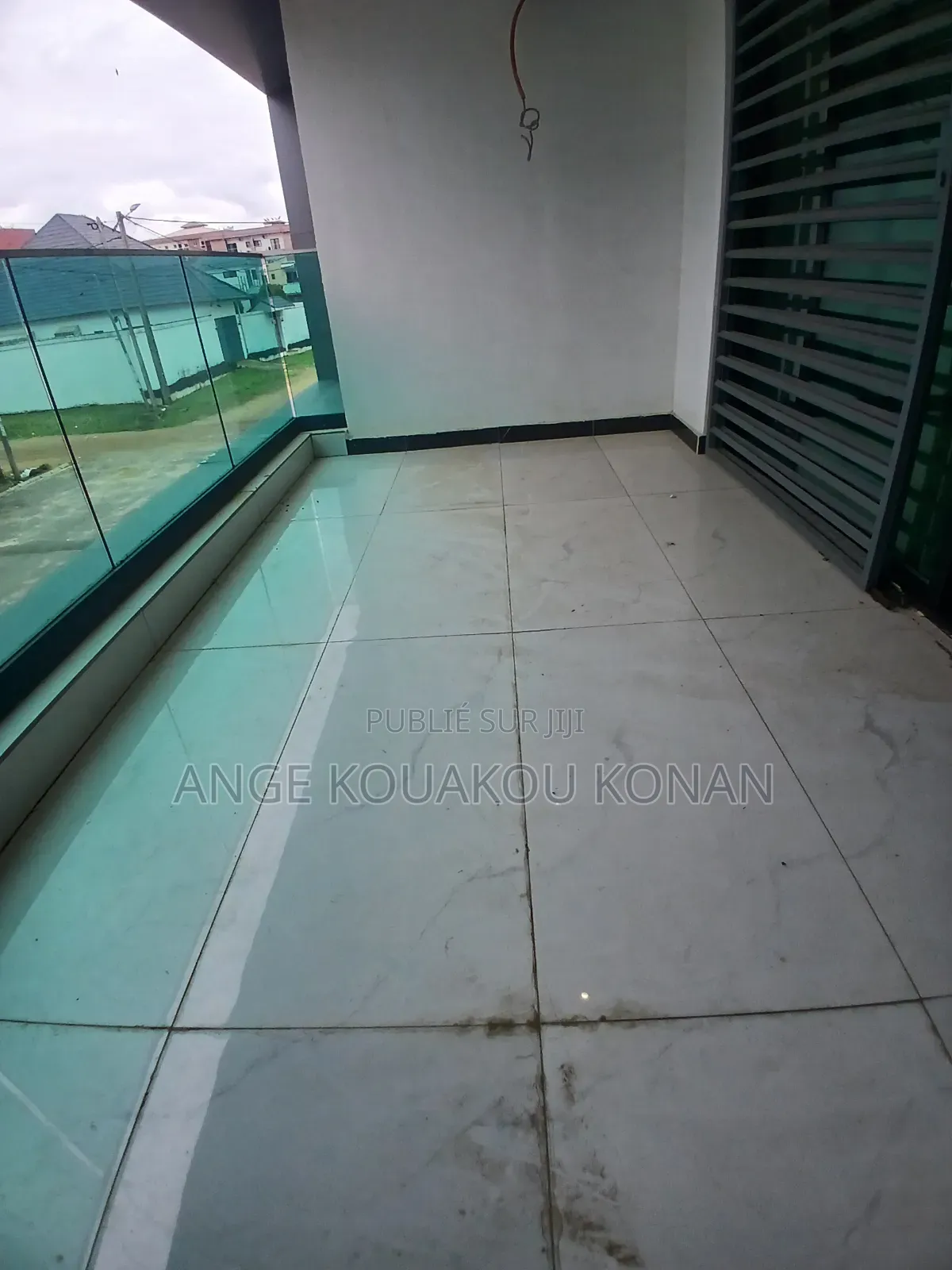 2chbre Appartement dans Ange Immobilier, Cocody à Louer
