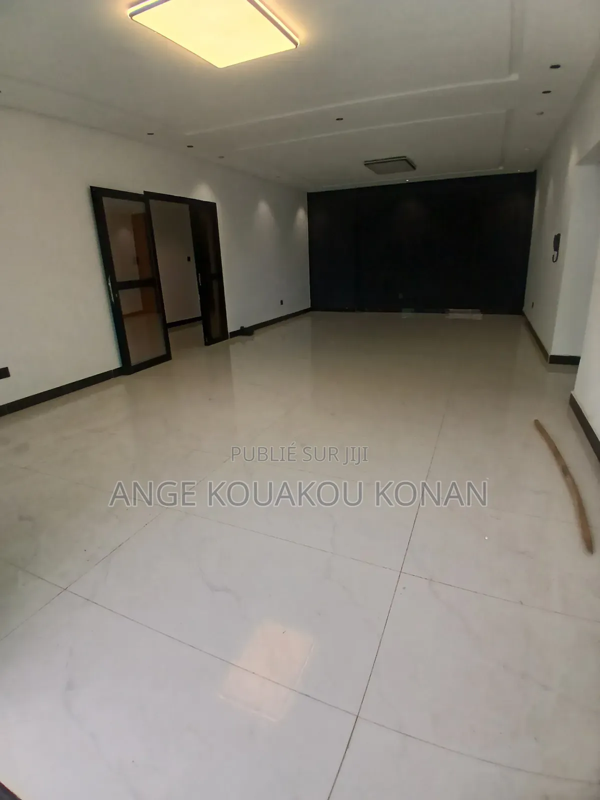 2chbre Appartement dans Ange Immobilier, Cocody à Louer