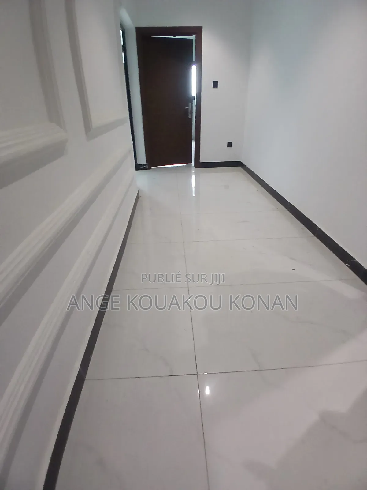 2chbre Appartement dans Ange Immobilier, Cocody à Louer