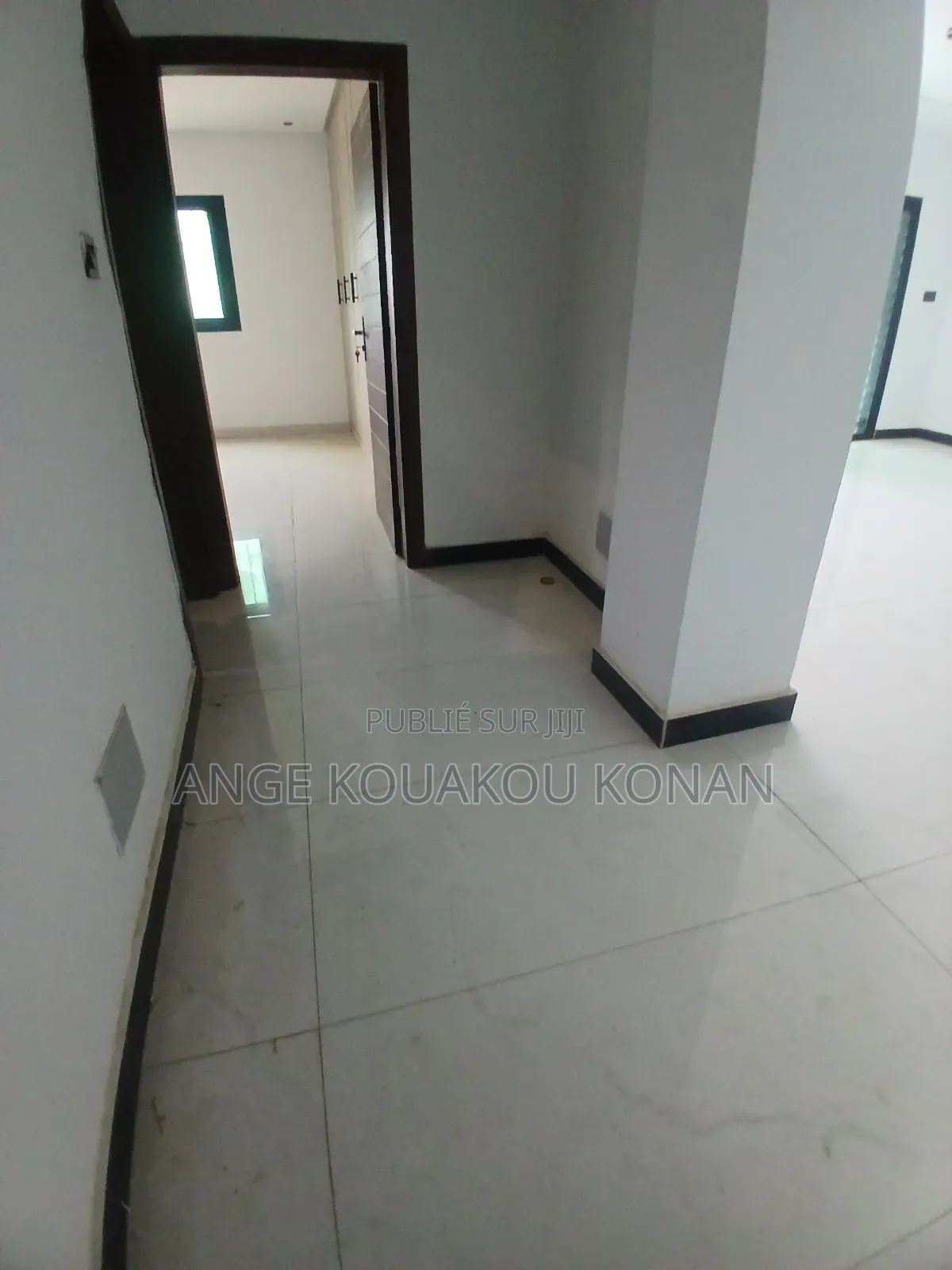 2chbre Appartement dans Ange Immobilier, Cocody à Louer