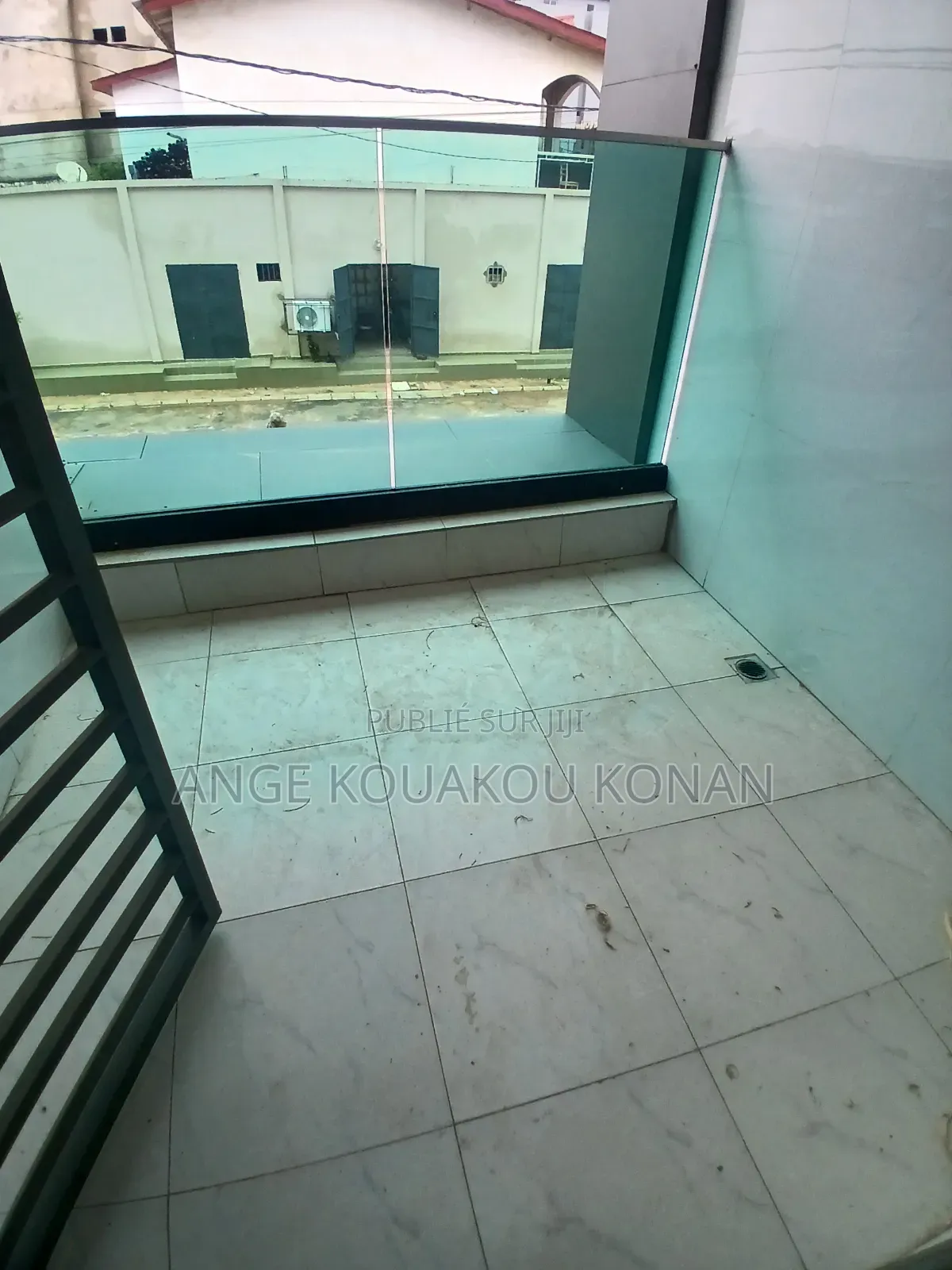 2chbre Appartement dans Ange Immobilier, Cocody à Louer