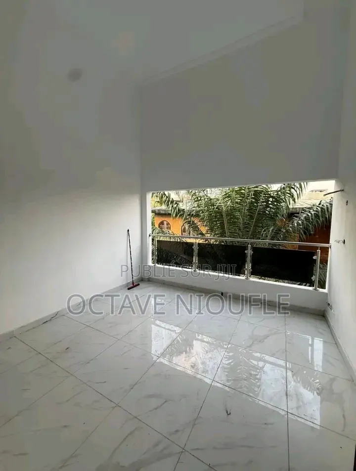 7chbre Duplex dans , Cocody à Louer