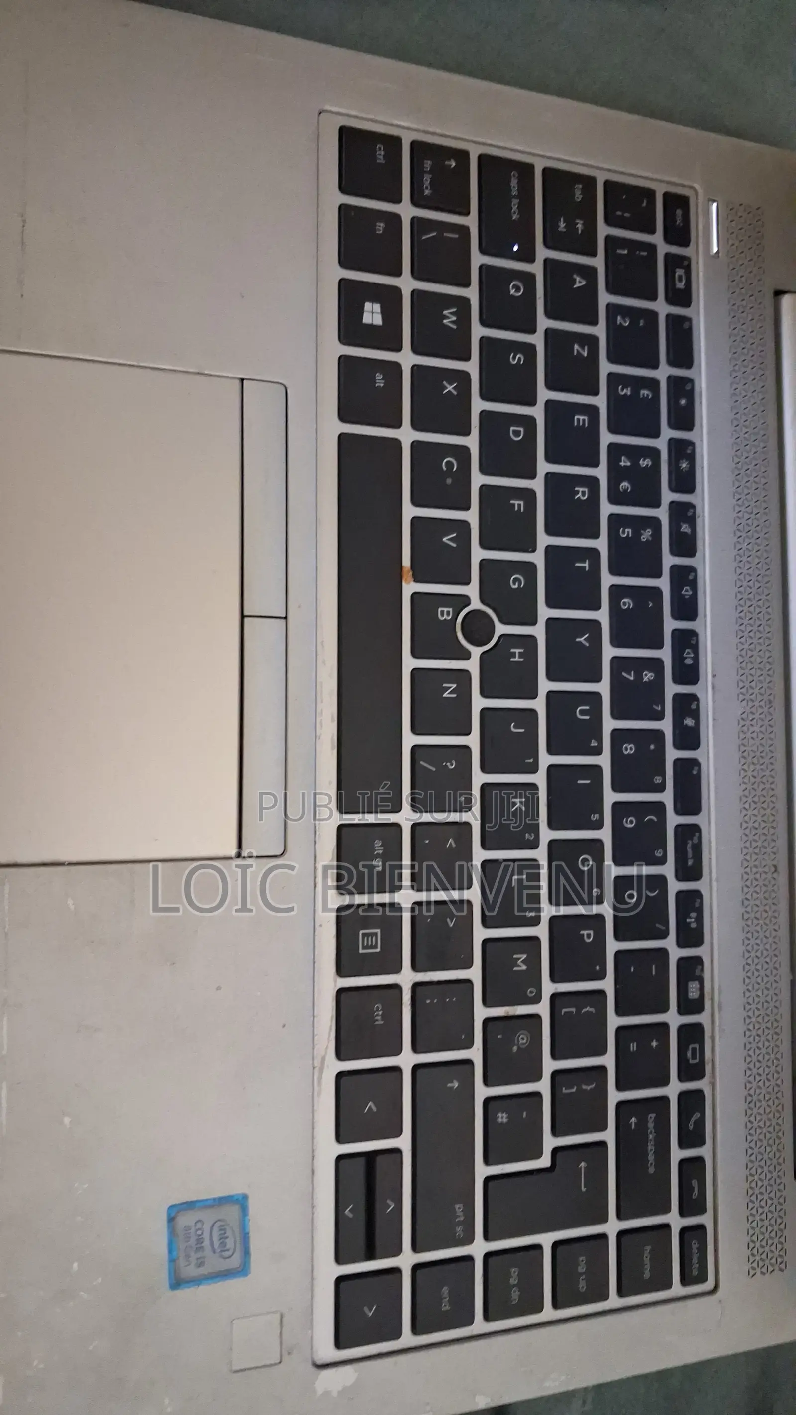 Ordinateur portable HP EliteBook 830 G8 16GB Intel Core i5 SSD 512GB